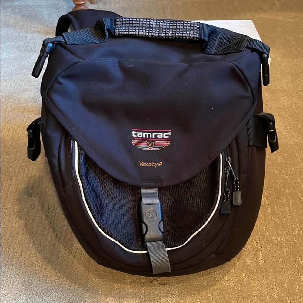 Tamrac Velocity 9 Sling Bag